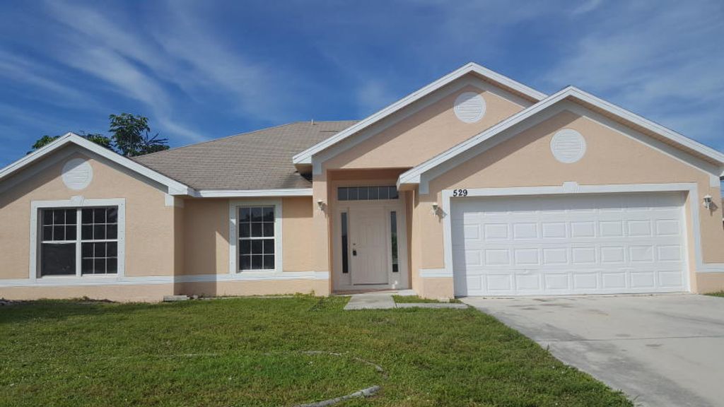 529 SW Baoy Avenue SW, Port St. Lucie, Port St Lucie, FL 34983