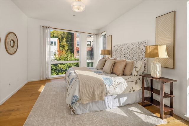 627 13th Avenue E, Seattle, WA 98102