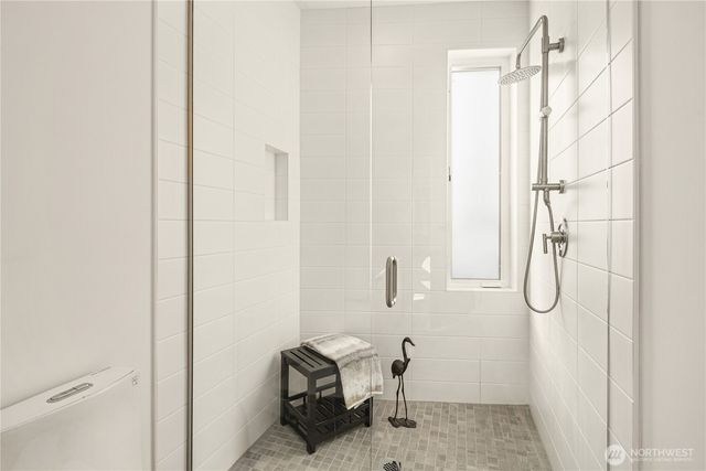 627 13th Avenue E, Seattle, WA 98102