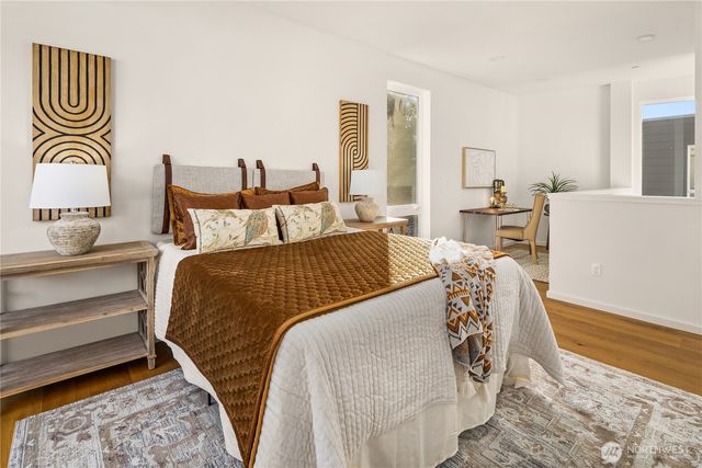 627 13th Avenue E, Seattle, WA 98102