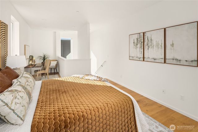 627 13th Avenue E, Seattle, WA 98102