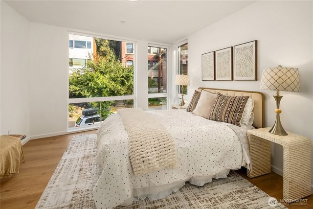 627 13th Avenue E, Seattle, WA 98102