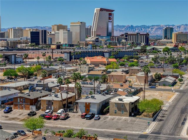 637 North 11th Street, Las Vegas, NV 89101