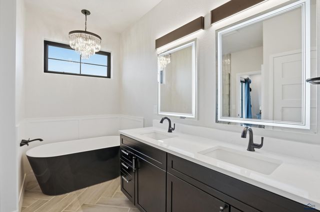 5924 CLOUD PEAK DR, Rapid City, SD 57702