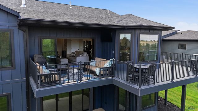 5924 CLOUD PEAK DR, Rapid City, SD 57702