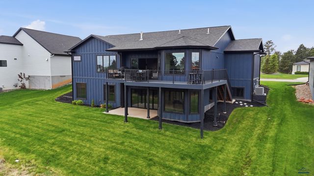 5924 CLOUD PEAK DR, Rapid City, SD 57702