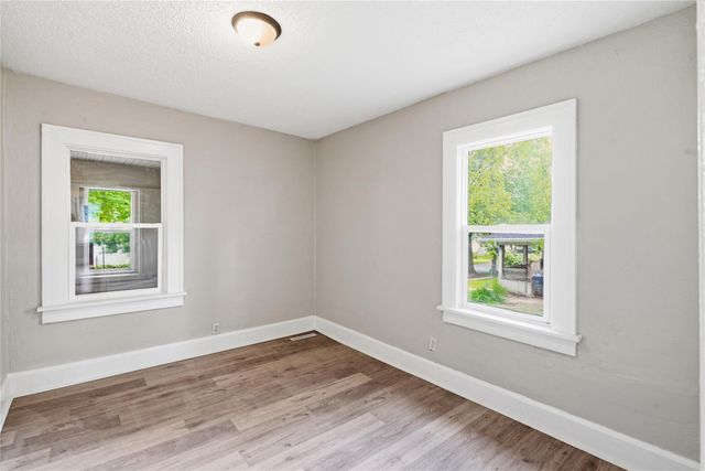 3915 3rd Street, Des Moines, IA 50313