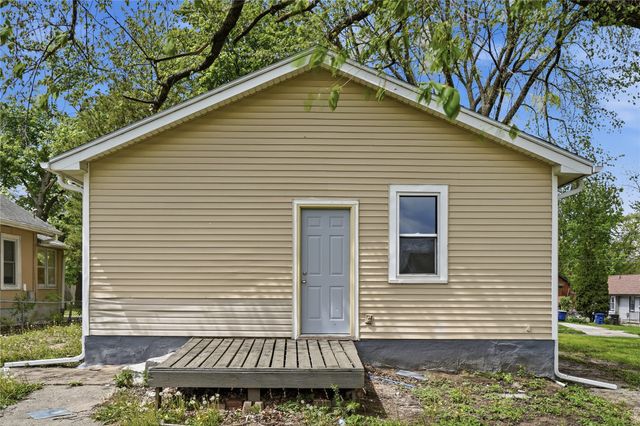 3915 3rd Street, Des Moines, IA 50313