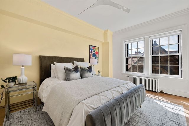 90 Commonwealth Avenue 18, Boston, MA 02116
