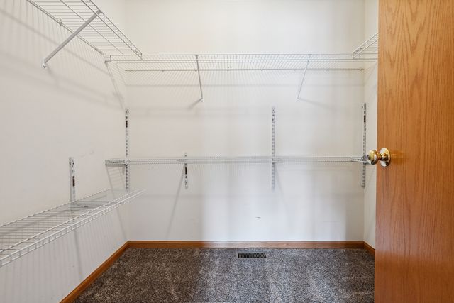 7908 W Tameling Court, Palos Hills, IL 60465