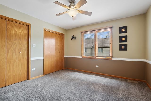 7908 W Tameling Court, Palos Hills, IL 60465