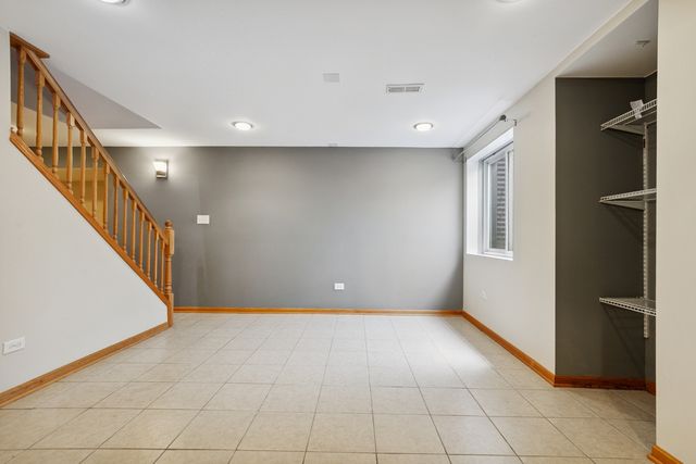 7908 W Tameling Court, Palos Hills, IL 60465