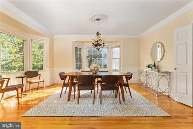 13018 GREY FRIARS PL, Herndon, VA 20171