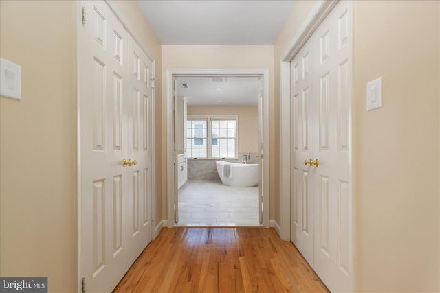 13018 GREY FRIARS PL, Herndon, VA 20171