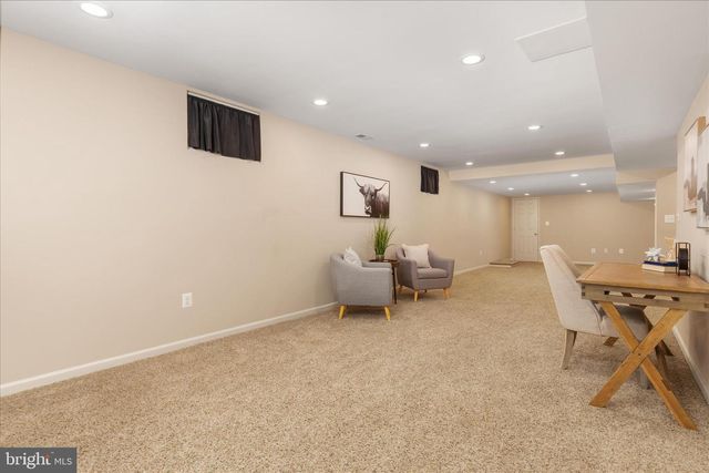 13018 GREY FRIARS PL, Herndon, VA 20171