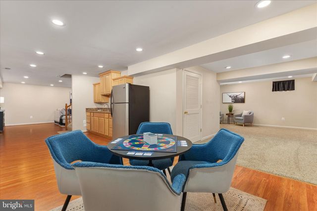 13018 GREY FRIARS PL, Herndon, VA 20171