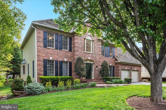 13018 GREY FRIARS PL, Herndon, VA 20171