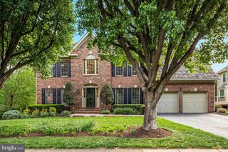 13018 GREY FRIARS PL, Herndon, VA 20171