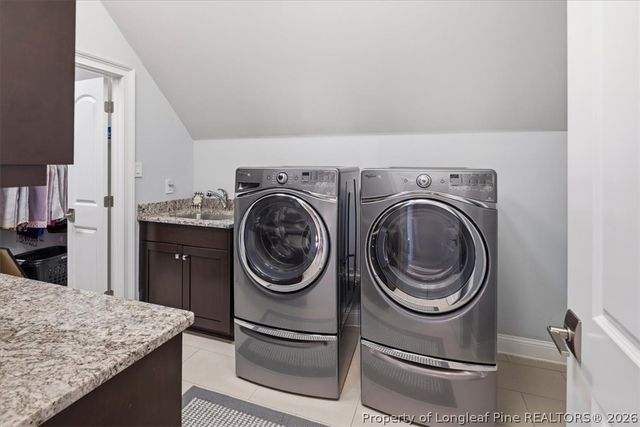 245 Stoneleigh Drive, Fayetteville, NC 28311