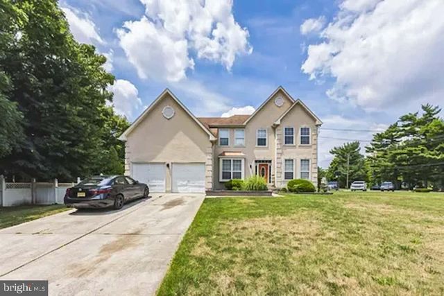 1674 WHITE PINE WAY, Vineland, NJ 08360