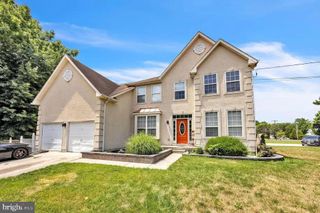 1674 WHITE PINE WAY, Vineland, NJ 08360