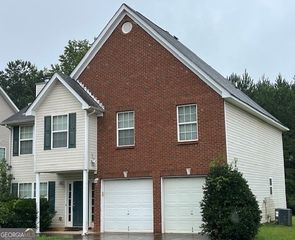 303 Millstone Drive, Hampton, GA 30228