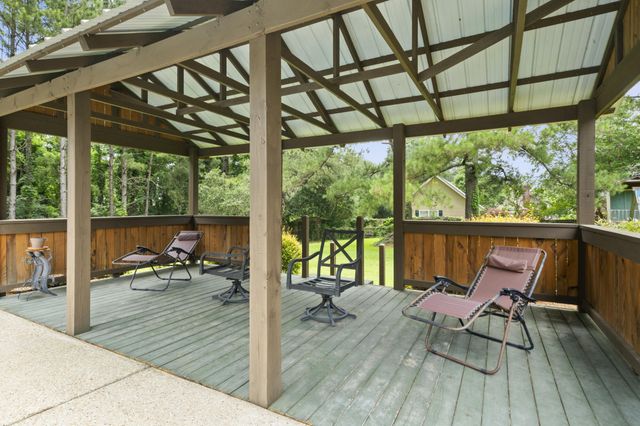 37 Windlass Dr., Hattiesburg, MS 39402