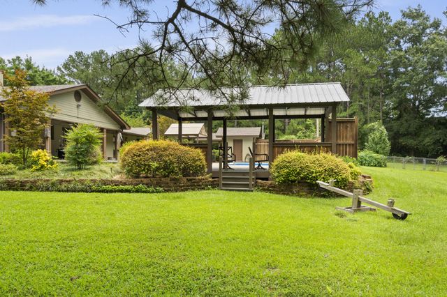 37 Windlass Dr., Hattiesburg, MS 39402