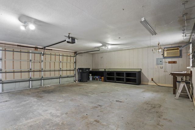 37 Windlass Dr., Hattiesburg, MS 39402