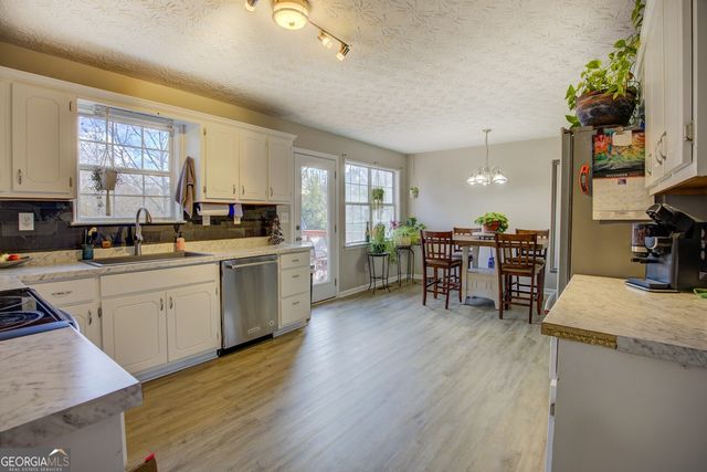 225 Avery Drive, Covington, GA 30016