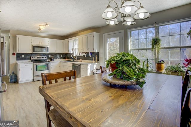 225 Avery Drive, Covington, GA 30016