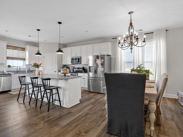 148 Bur Oak Drive, Taylors, SC 29687