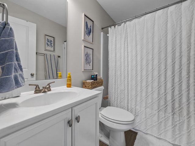 148 Bur Oak Drive, Taylors, SC 29687