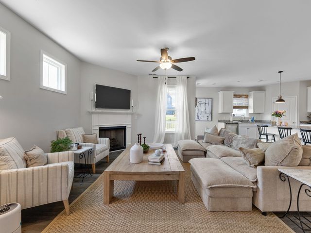 148 Bur Oak Drive, Taylors, SC 29687