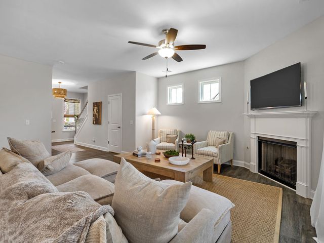 148 Bur Oak Drive, Taylors, SC 29687