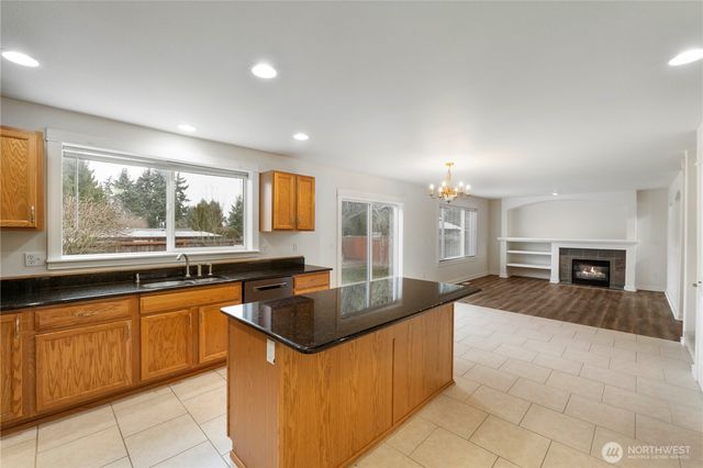 11913 126th Street Ct E, Puyallup, WA 98374