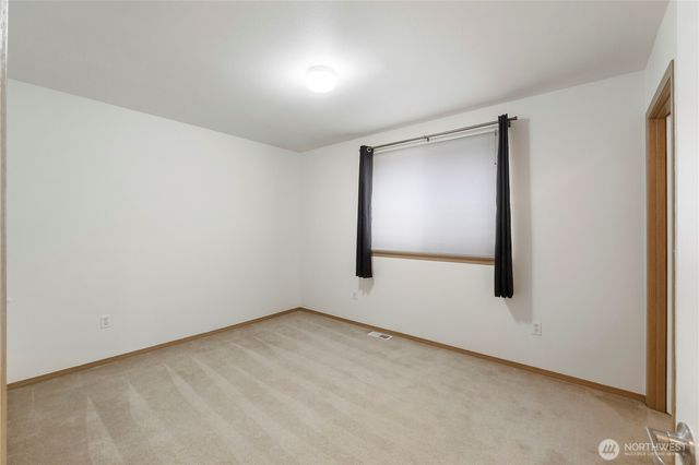 11913 126th Street Ct E, Puyallup, WA 98374