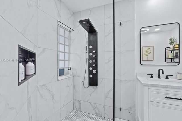 17816 SW 10th Ln, Pembroke Pines, FL 33029