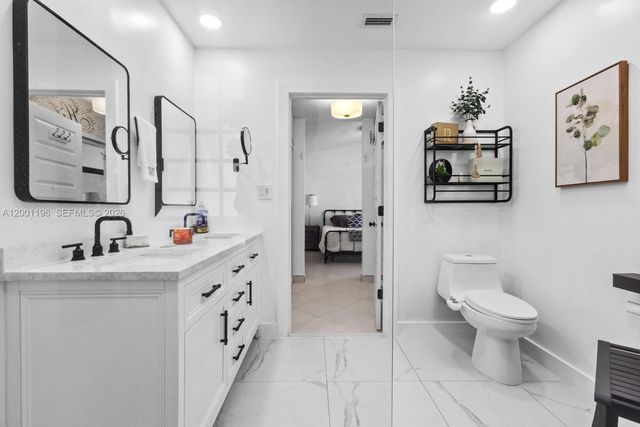 17816 SW 10th Ln, Pembroke Pines, FL 33029