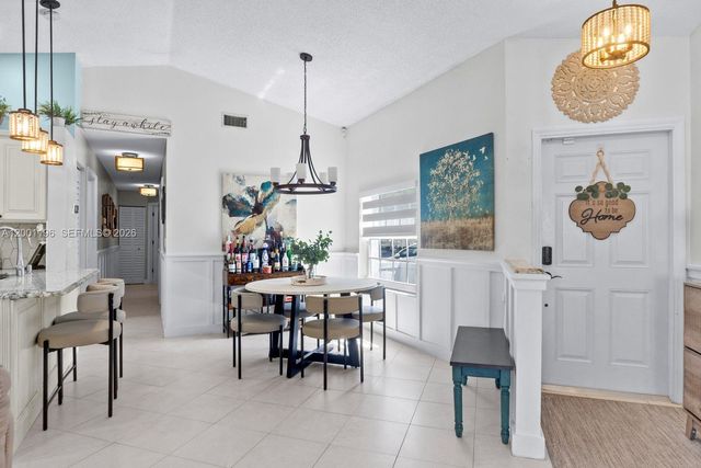 17816 SW 10th Ln, Pembroke Pines, FL 33029