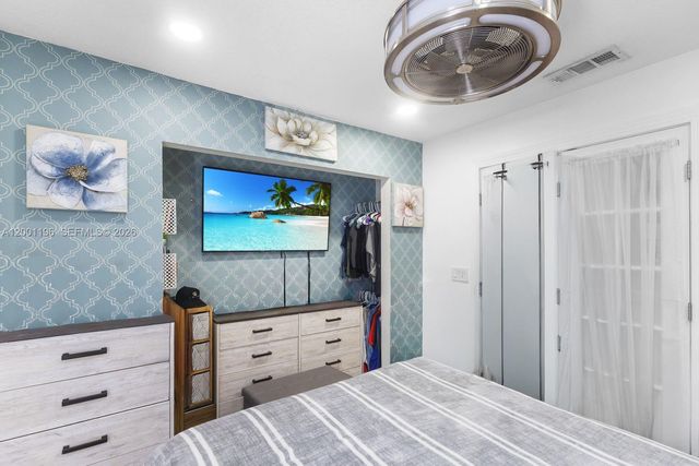 17816 SW 10th Ln, Pembroke Pines, FL 33029