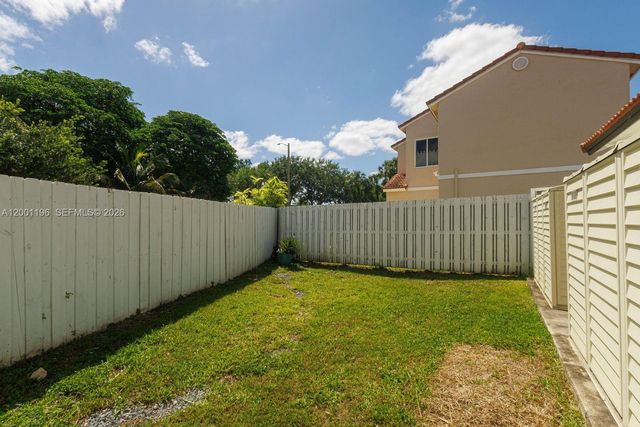 17816 SW 10th Ln, Pembroke Pines, FL 33029