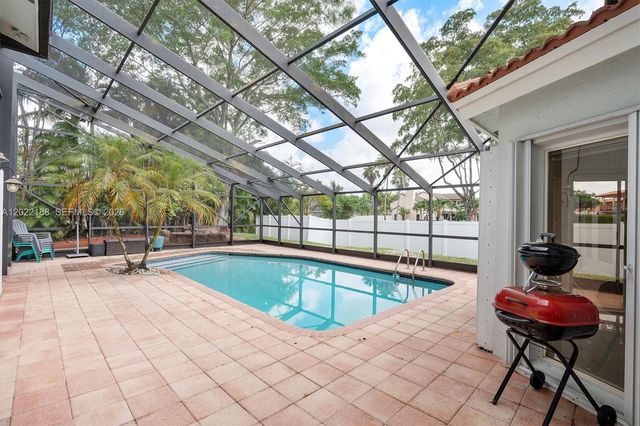 1001 SW 93rd Avenue, Plantation, FL 33324