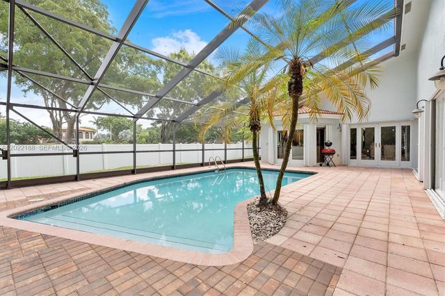 1001 SW 93rd Avenue, Plantation, FL 33324