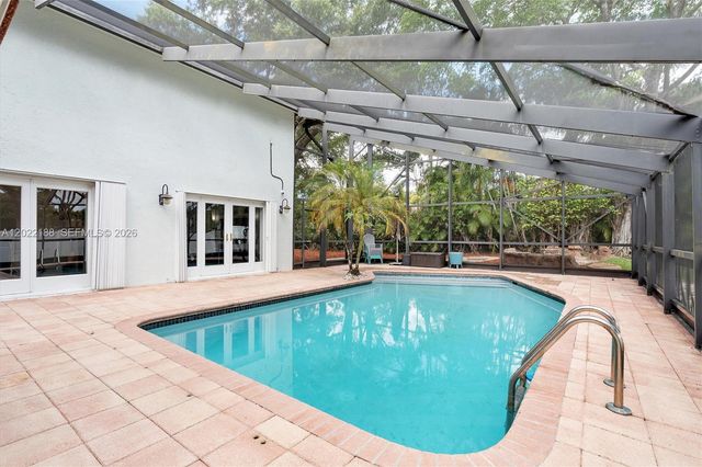 1001 SW 93rd Avenue, Plantation, FL 33324