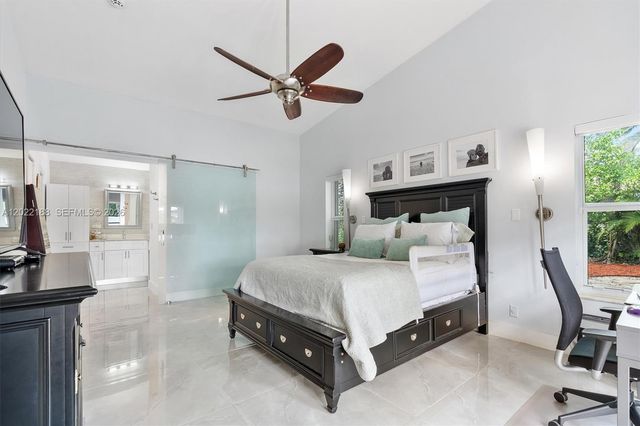 1001 SW 93rd Avenue, Plantation, FL 33324