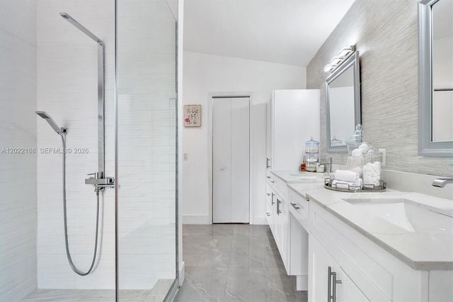1001 SW 93rd Avenue, Plantation, FL 33324