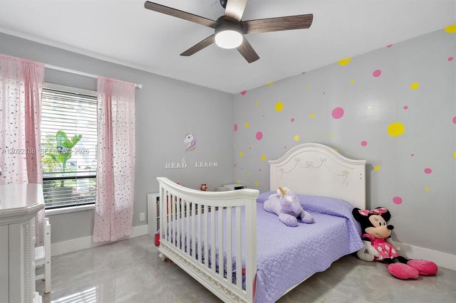 1001 SW 93rd Avenue, Plantation, FL 33324
