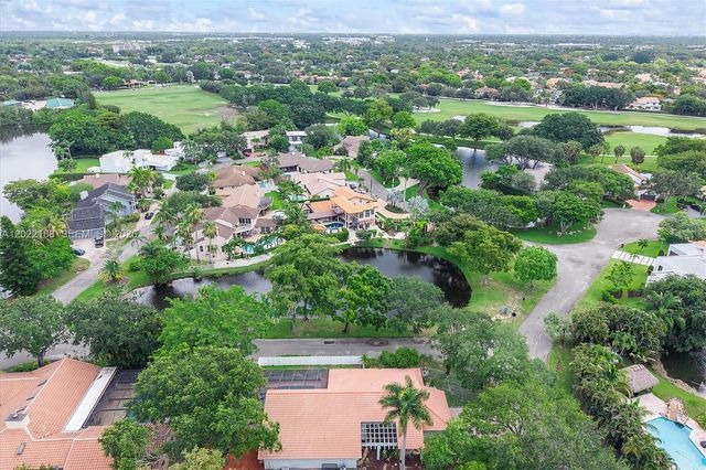 1001 SW 93rd Avenue, Plantation, FL 33324