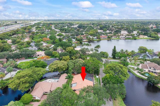 1001 SW 93rd Avenue, Plantation, FL 33324